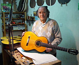 Guitarras de Paulino Bernabé | Luthier Guitars World