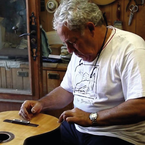 Manuel López Bellido | Luthier Guitars World