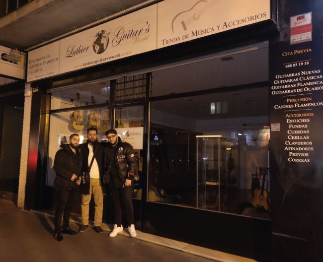 Jorge-Pisa-y-Nano-del-Amalio-en-Luthier-Guitars-World-7 Jorge Pisa y Nano del Amalio en Luthier Guitars World