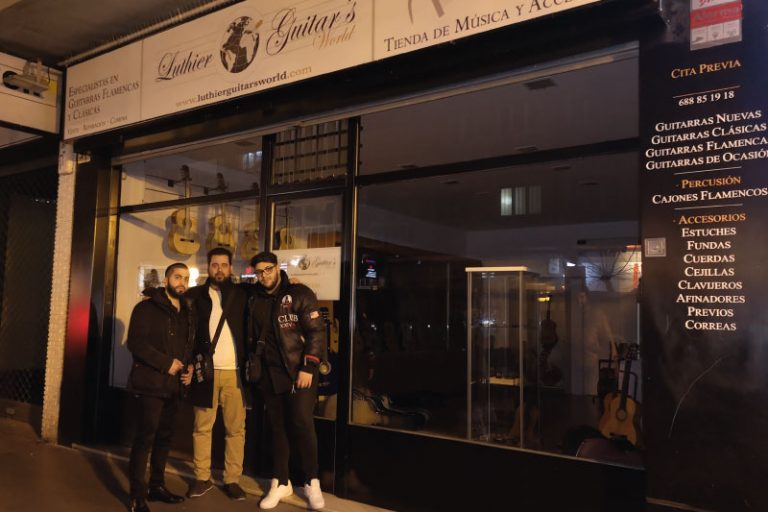 Jorge-Pisa-y-Nano-del-Amalio-en-Luthier-Guitars-World-7 Jorge Pisa y Nano del Amalio en Luthier Guitars World